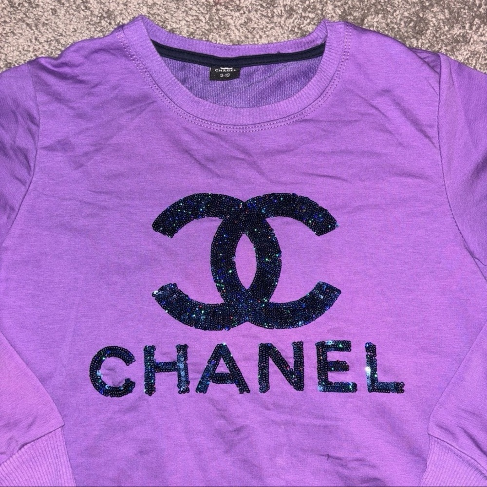 Girls Chanel purple sweatshirt size 9-10 - Picture 2 of 7